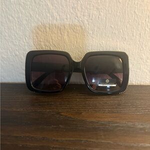 NEW Margaret Joseph Black Square Sunglasses